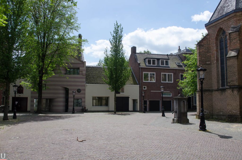 Van Schijndelhuis, Pieterskerkhof