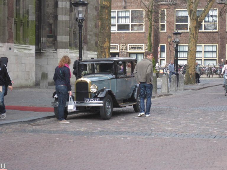 Domplein, Citroën AC4